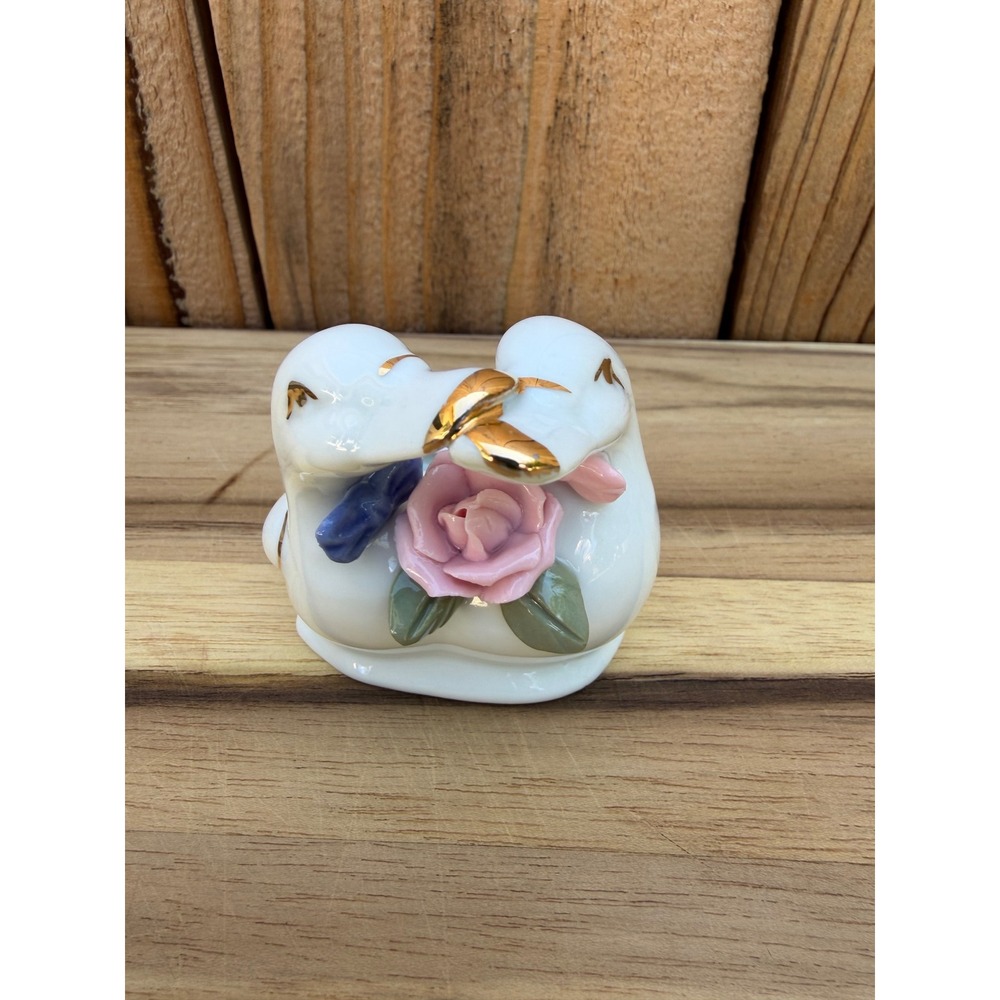 White Swans & roses trinket dish, plater, romance, figurine - Picture 2 of 8